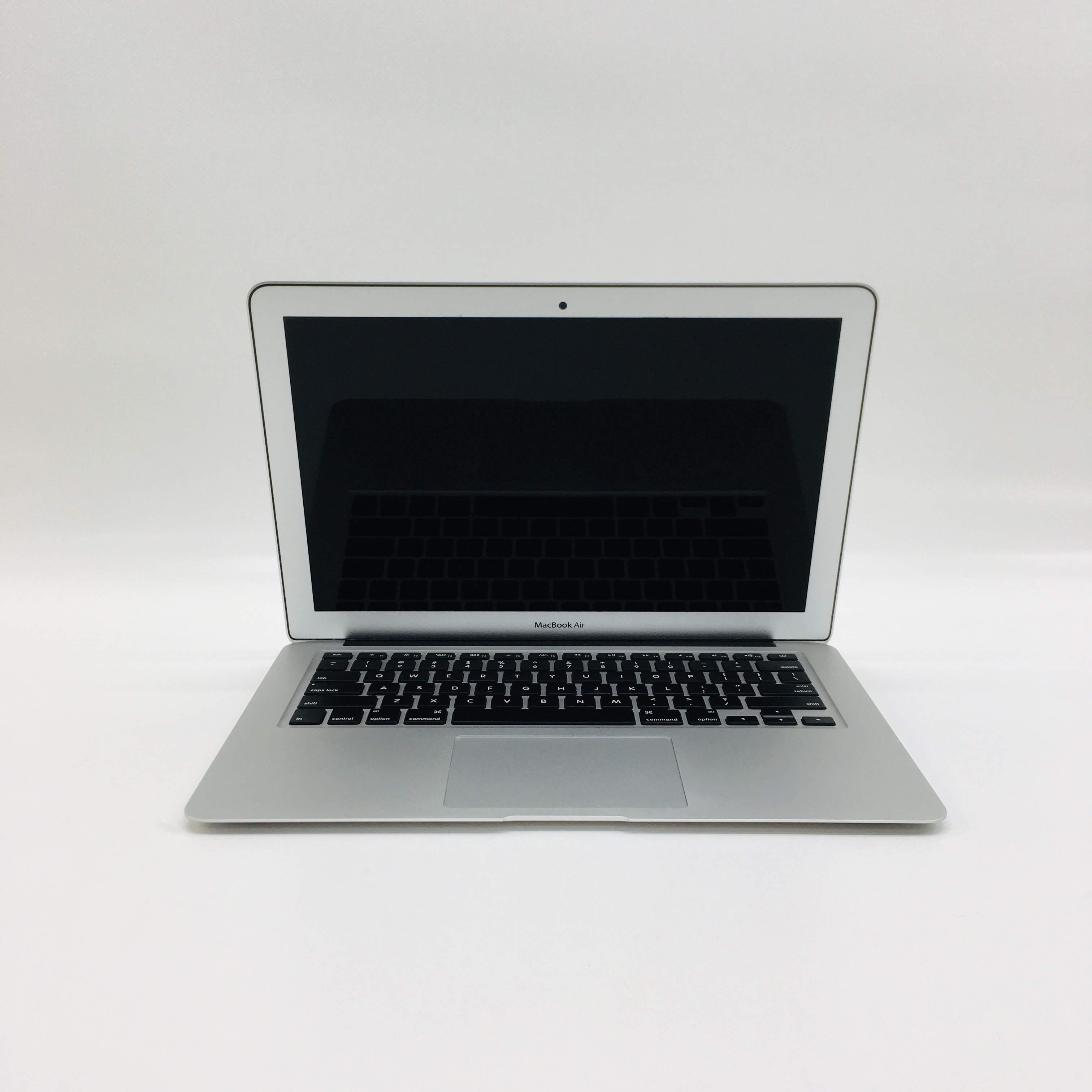 MacBook Air 13" Early 2015 (Intel Core i5 1.6 GHz 8 GB RAM 256 GB SSD), Intel Core i5 1.6 GHz, 8 GB RAM, 256 GB SSD, image 1